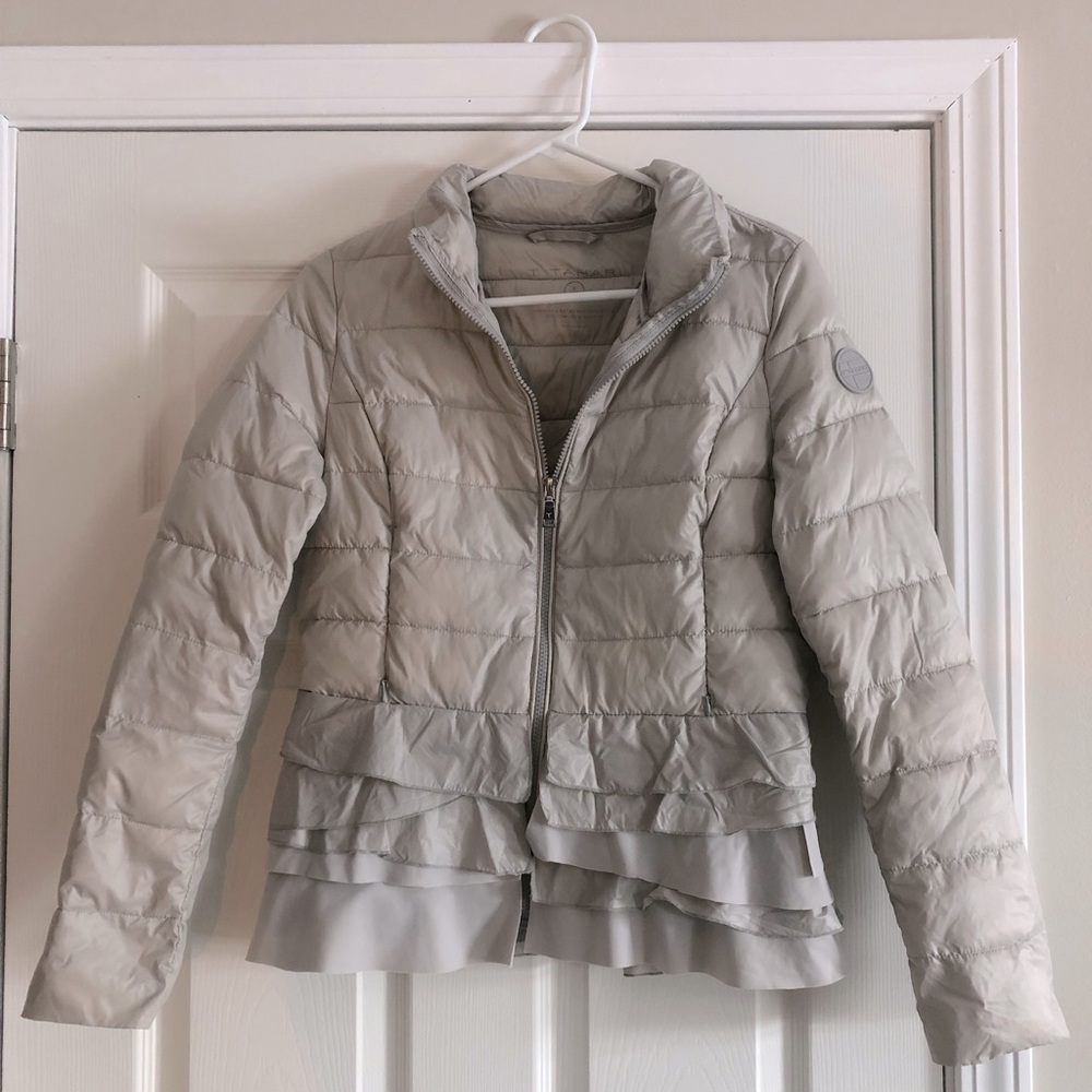 T Tahari Small Tan Jacket